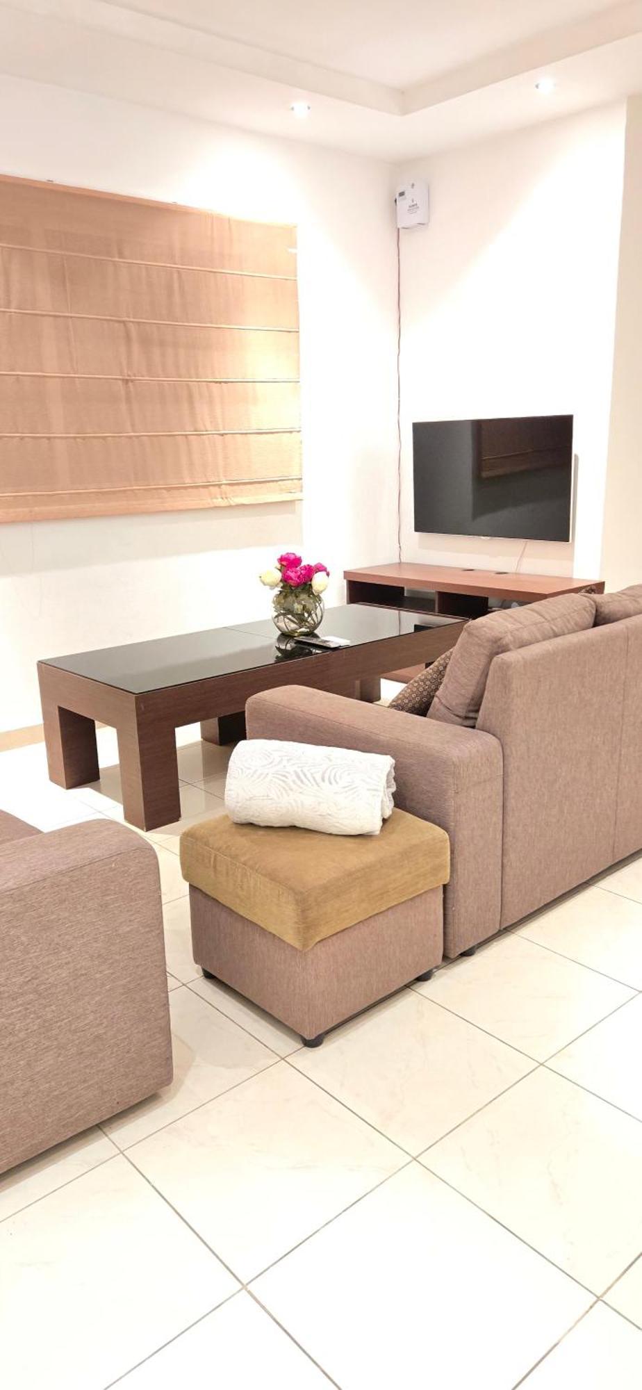 Appartamento Spacious 4-bedroom With Sea View San Giuliano